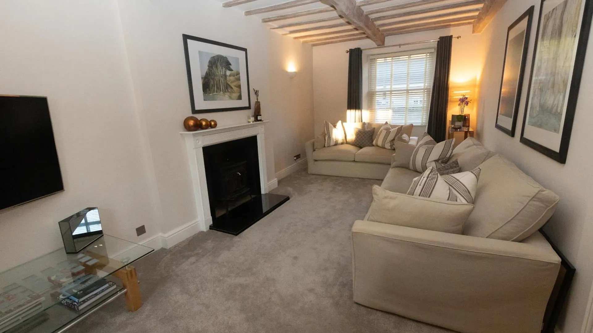 Oulton House - Beautiful Restored 2 Bedroom Property In Spofforth, Harrogate 0*, Spofforth בריטניה