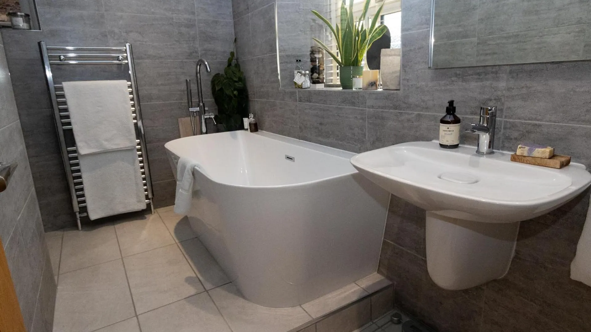 בית נופש Oulton House - Beautiful Restored 2 Bedroom Property In Spofforth, Harrogate